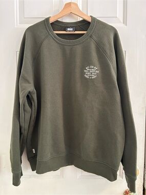 REI Men's Olive Green Crewneck Sweatshirt